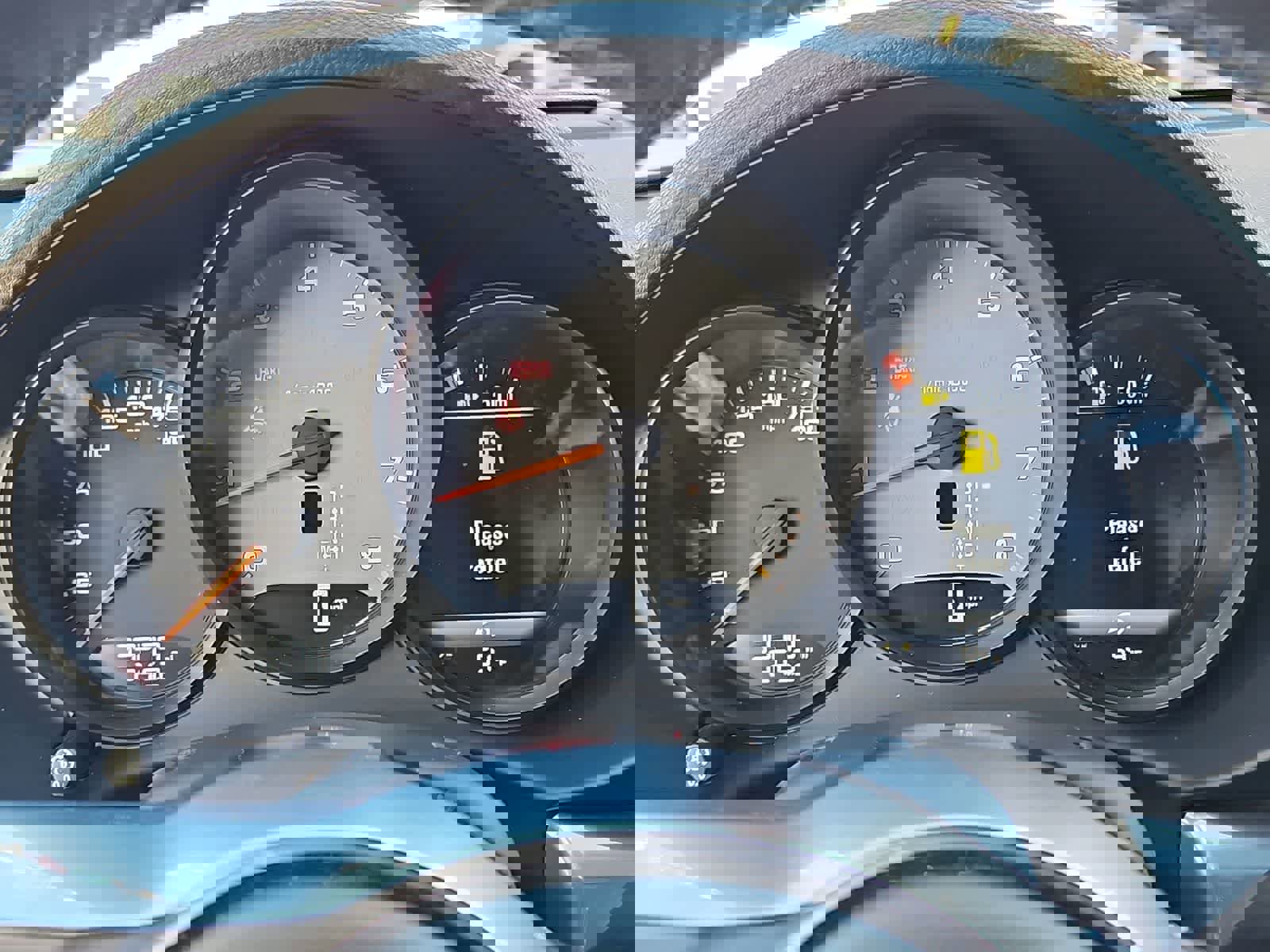 Used 2017 Porsche 718 Boxster S image 28