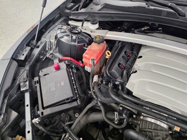 Used 2017 Chevrolet Camaro SS RWD image 32