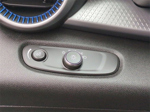 Used 2024 Chevrolet Trax LS image 17