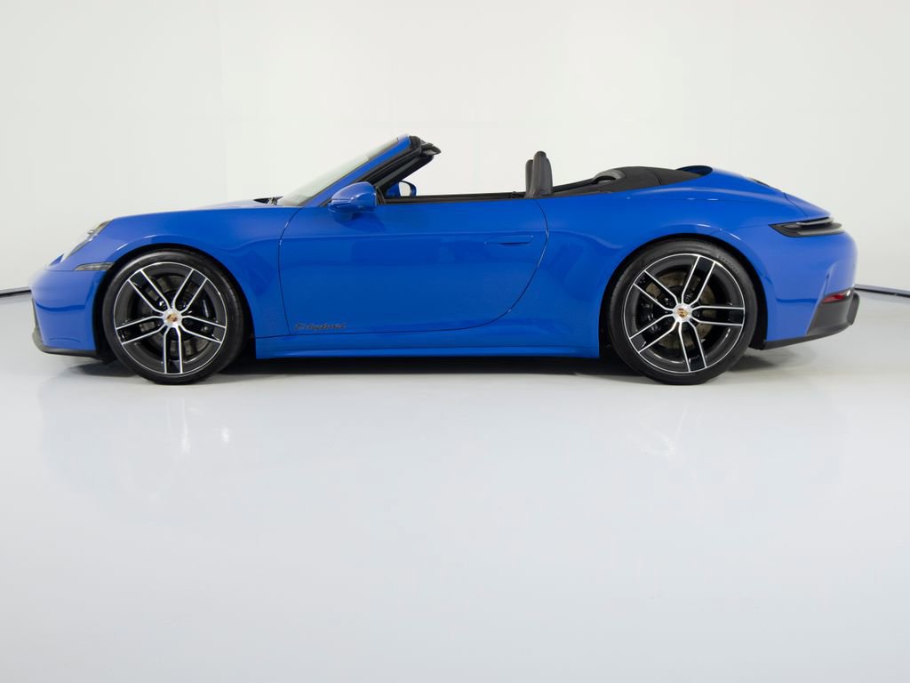 Certified 2025 Porsche 911 Carrera 4 GTS image 2