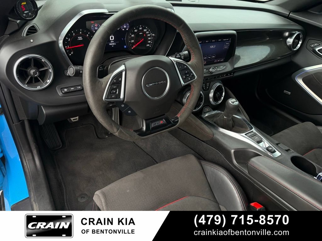 Used 2022 Chevrolet Camaro ZL1 RWD image 9