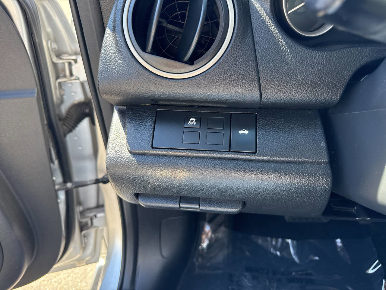 Used 2012 MAZDA MAZDA6 i Sport image 23