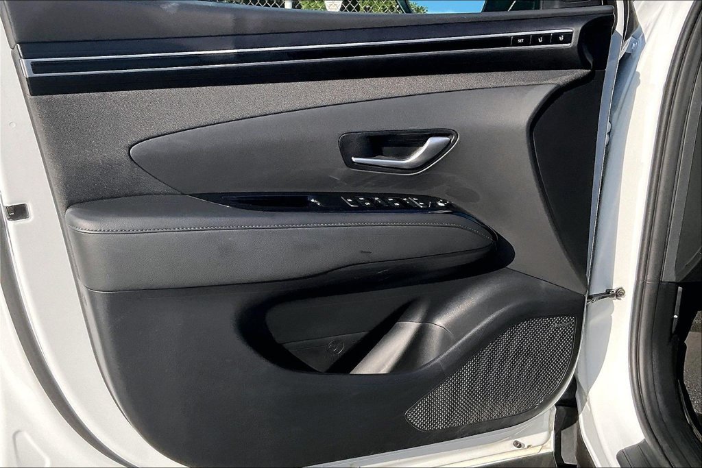 Used 2022 Hyundai Tucson Limited AWD/4WD image 22