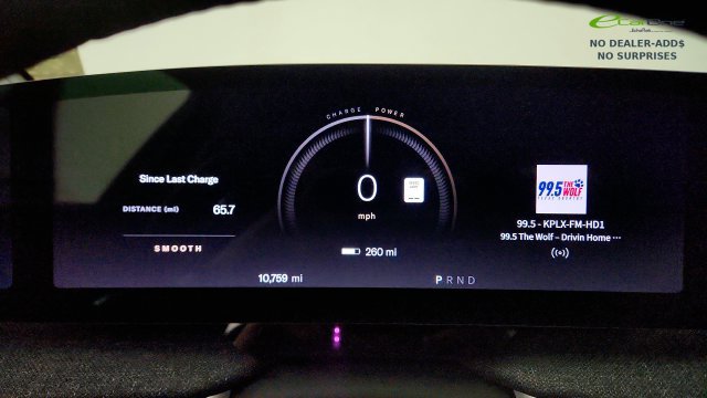 Used 2025 Lucid Air Pure RWD image 54