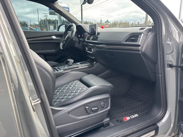Used 2020 Audi SQ5 Premium Plus w/ Premium Plus Package image 11
