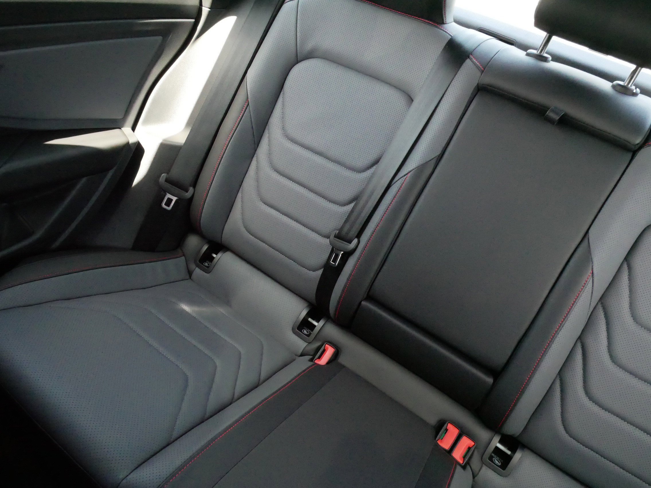 Used 2025 Volkswagen Jetta GLI Autobahn FWD image 12