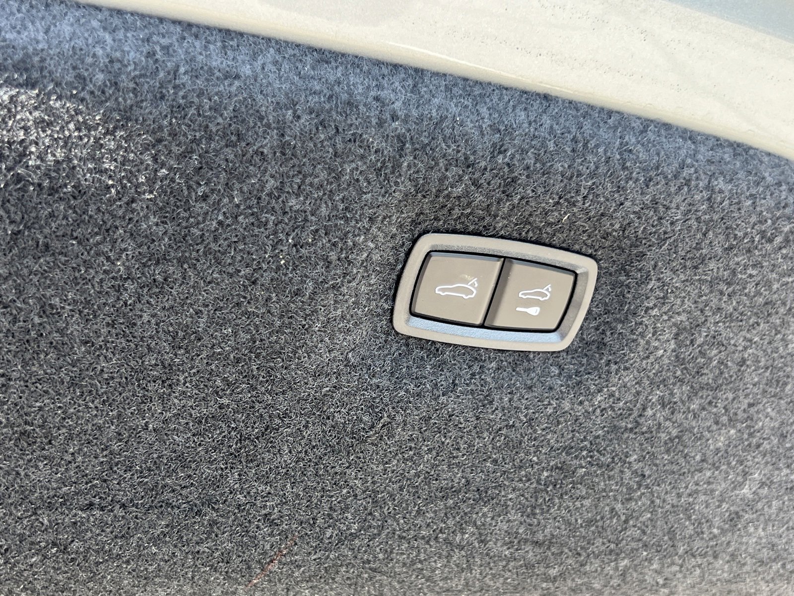 Certified 2022 Porsche Taycan GTS image 21