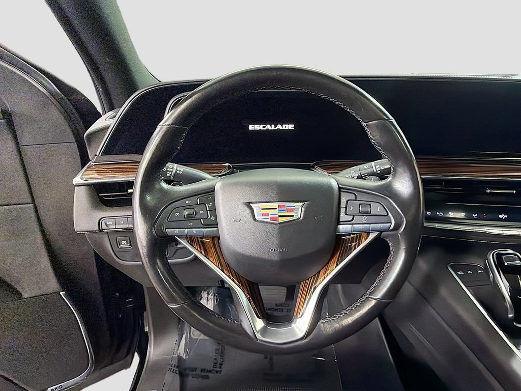 Used 2021 Cadillac Escalade Premium Luxury AWD/4WD image 13