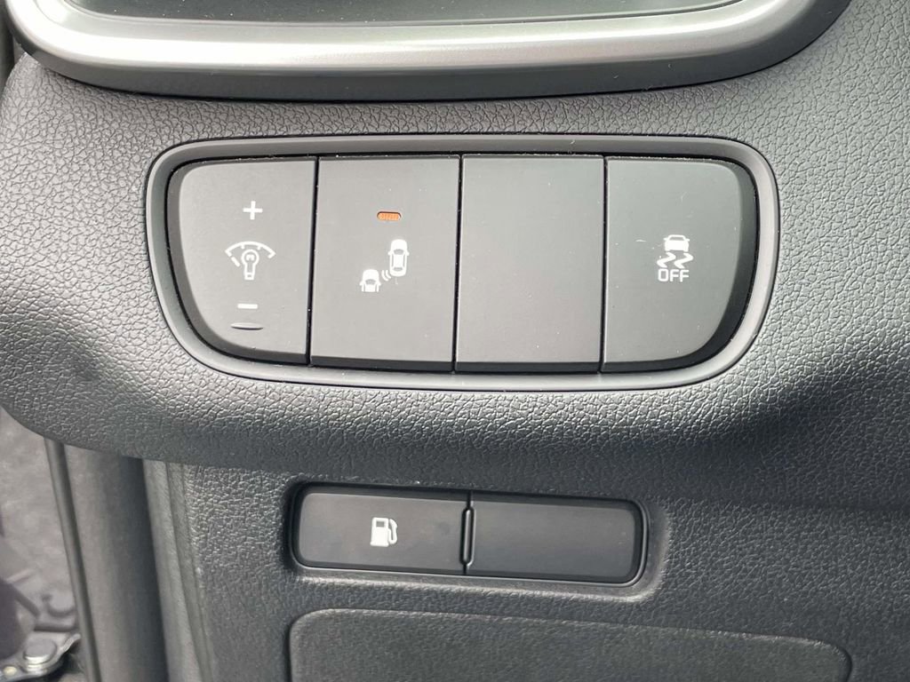 Used 2019 Kia Sorento LX image 20