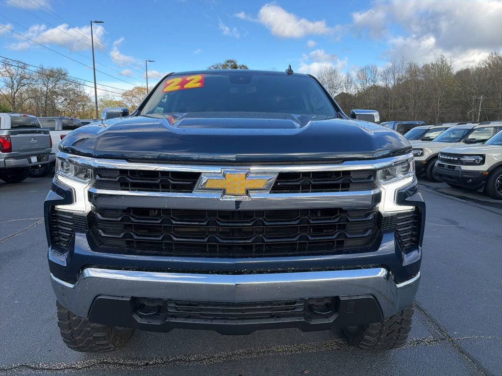 Used 2022 Chevrolet Silverado 1500 LT w/ Z71 Off-Road Package image 24