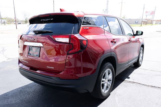 Used 2024 GMC Terrain SLE AWD/4WD image 7
