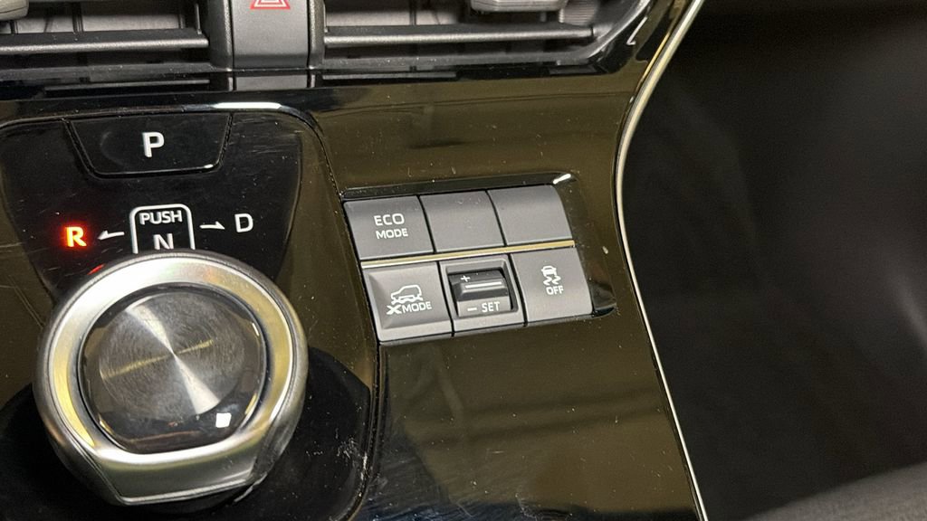 Used 2025 Toyota bZ4X AWD w/ Weather Package image 27