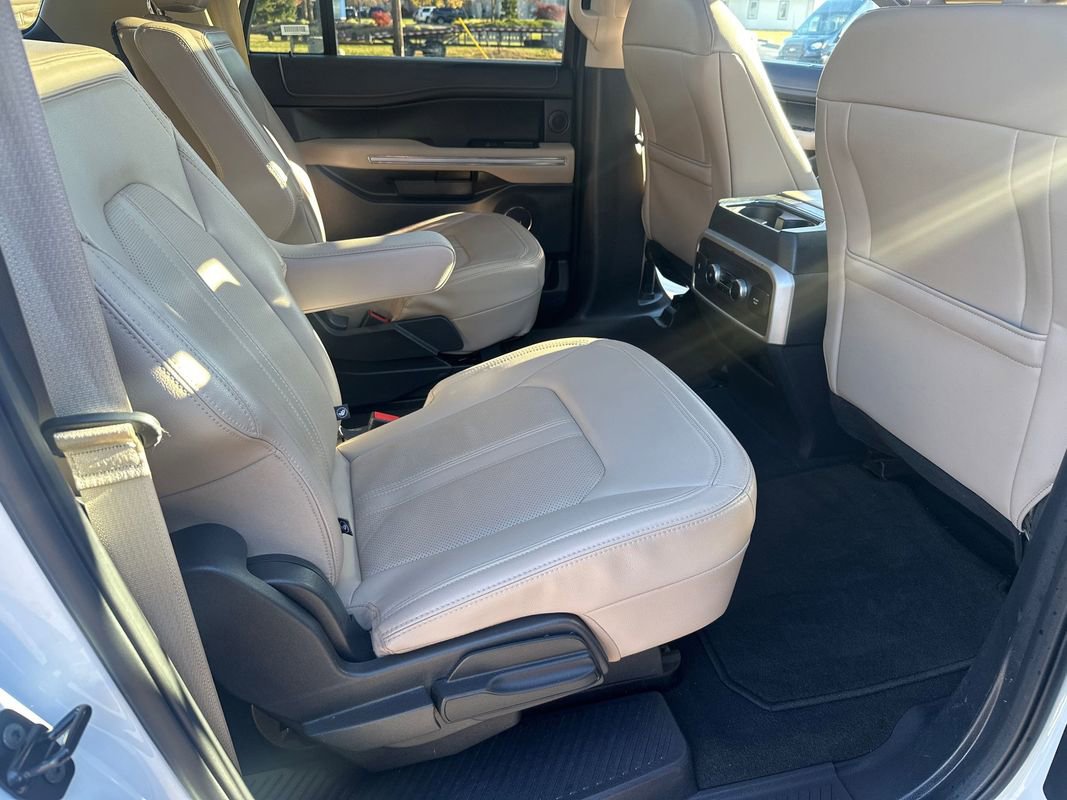Used 2024 Ford Expedition Max Limited image 30