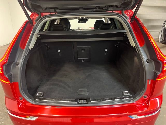 Used 2018 Volvo XC60 T5 Inscription w/ Vision Package image 16