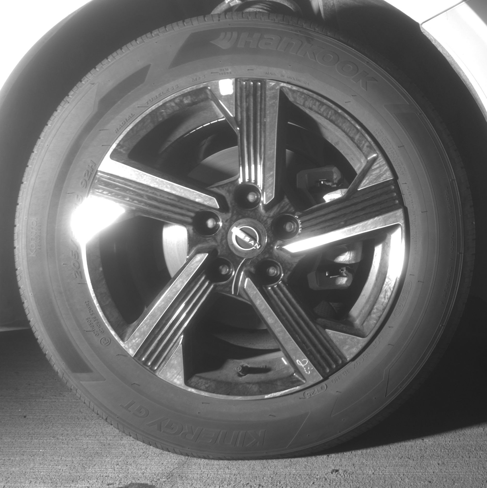 Used 2025 Nissan Sentra SV image 13