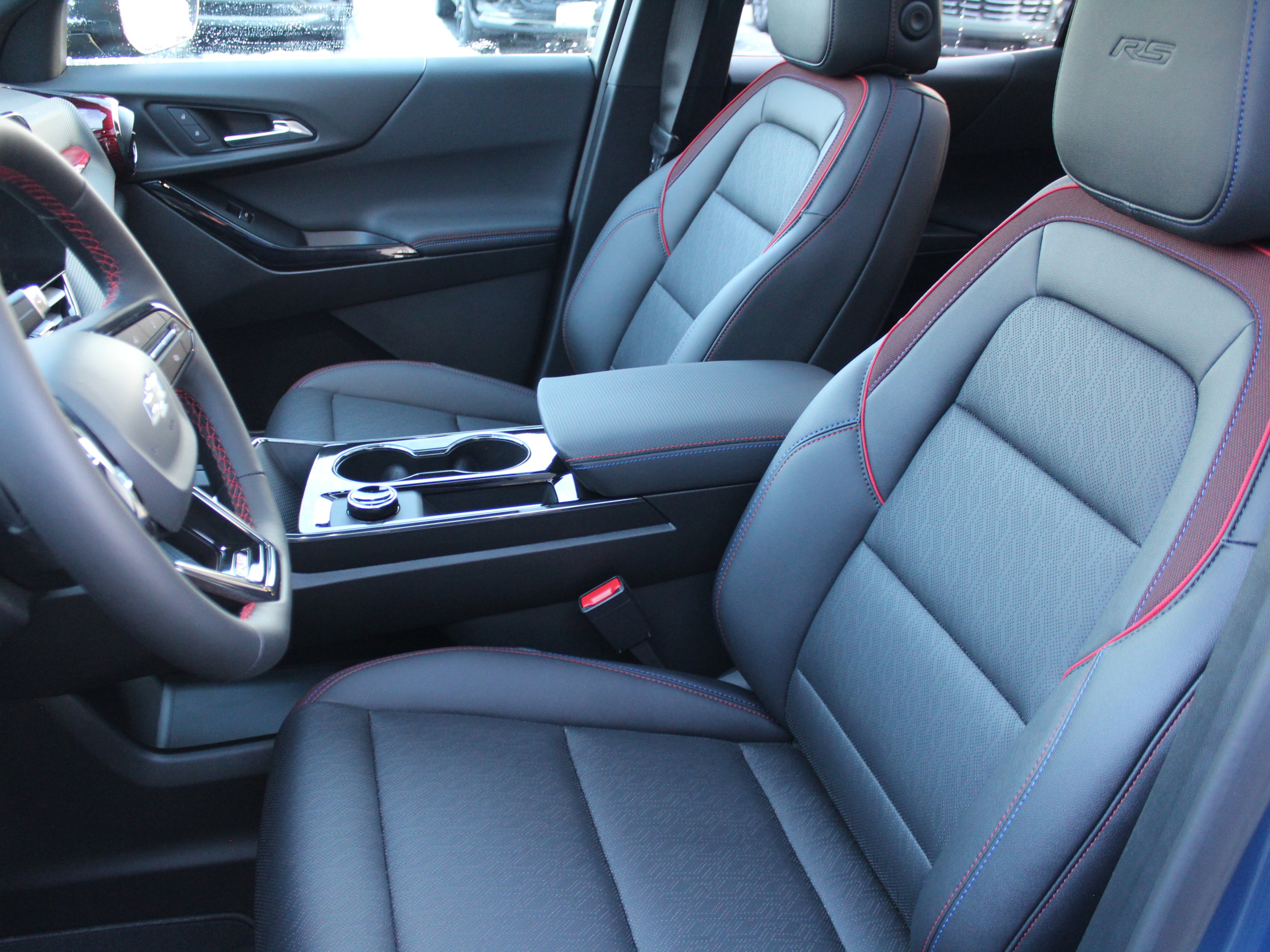 New 2026 Chevrolet Equinox RS image 9