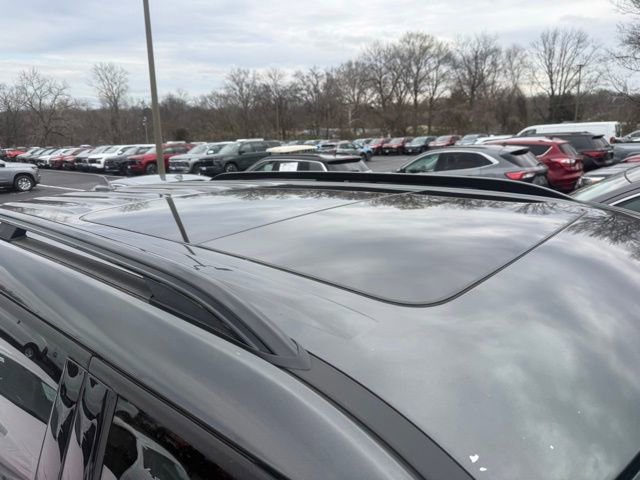 Used 2020 Ford Explorer ST w/ ST Street Pack image 5