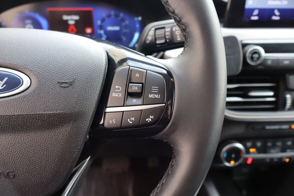 Used 2022 Ford Escape SEL w/ Technology Package image 25