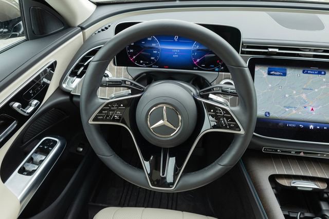 Used 2025 Mercedes-Benz E 350 4MATIC Sedan image 24