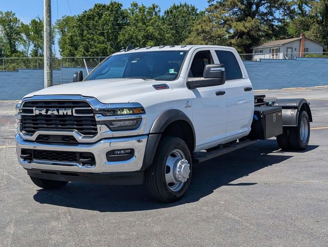 Used 2025 RAM 5500 Tradesman AWD/4WD image 4