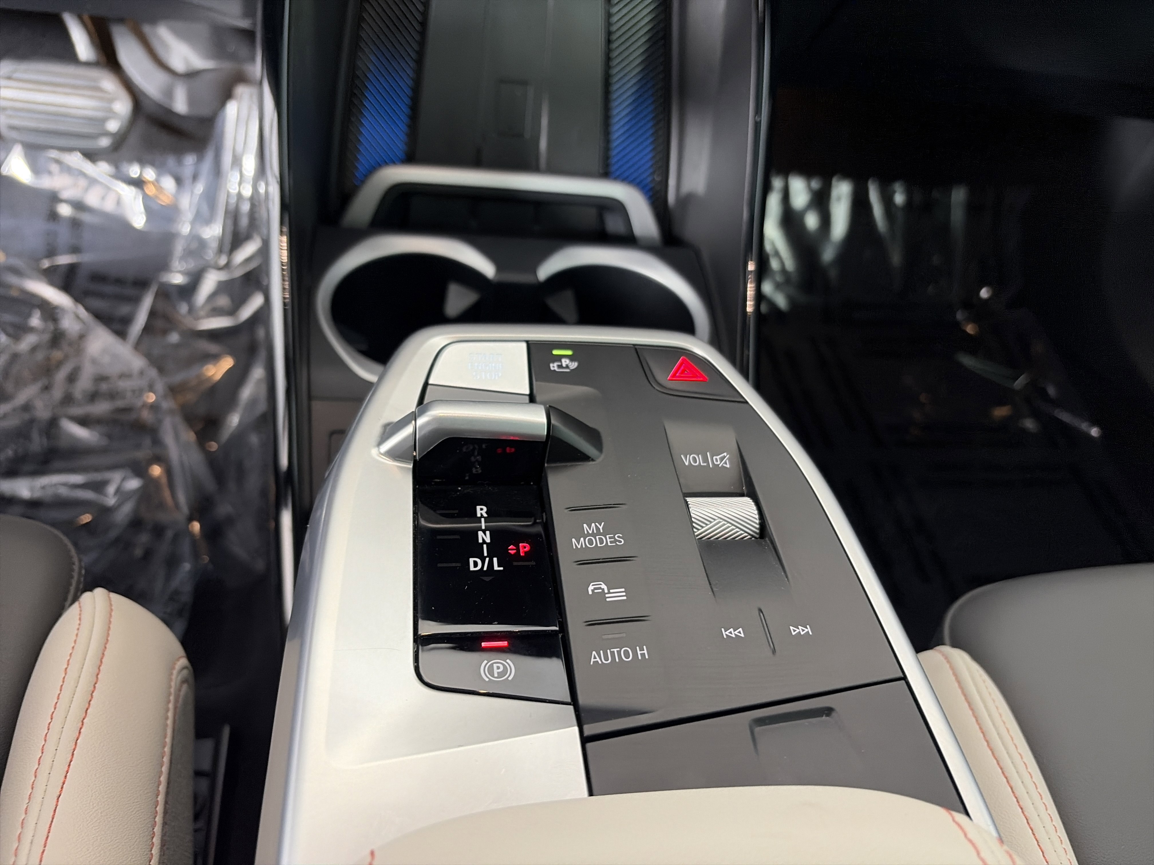 Used 2024 BMW X2 xDrive28i w/ Convenience Package image 28