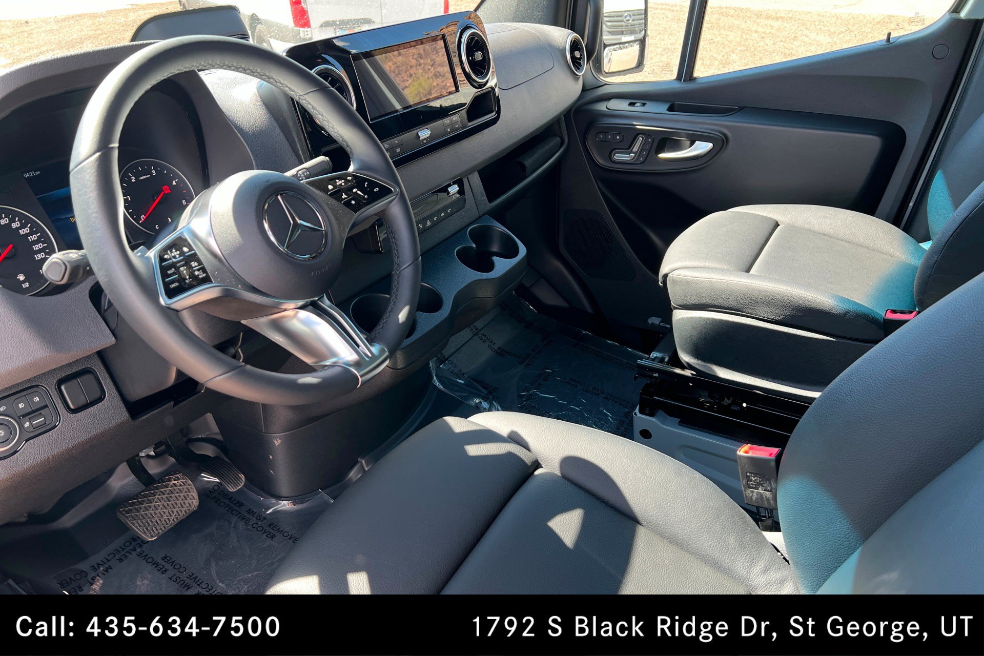 Used 2025 Mercedes-Benz Sprinter 2500 image 15