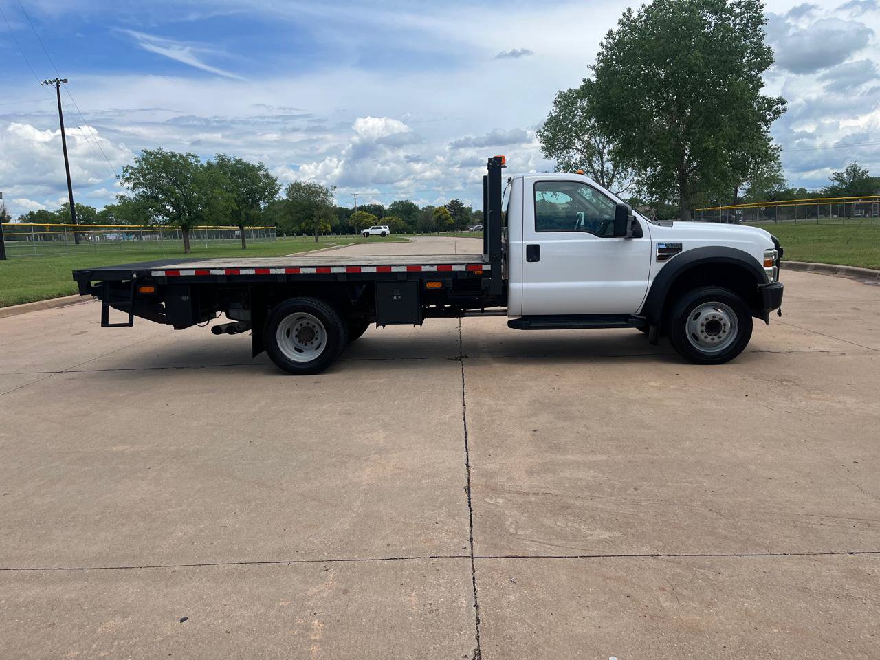 Used 2009 Ford F550 Luxury RWD image 8