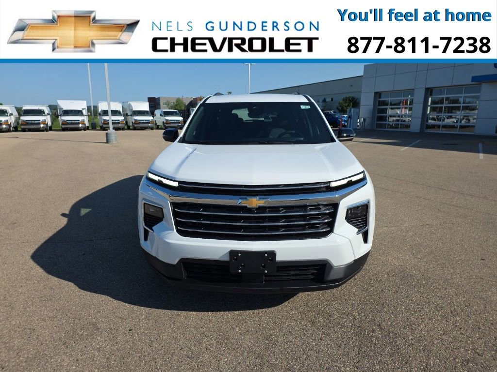 New 2026 Chevrolet Traverse LT w/ Driver Confidence Package image 2