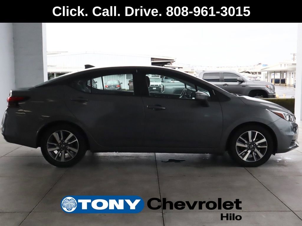 Used 2020 Nissan Versa SV image 6