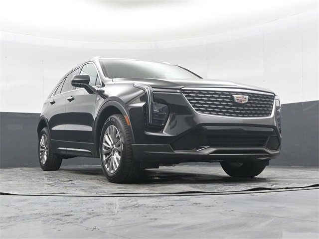 Used 2024 Cadillac XT4 Premium Luxury image 46
