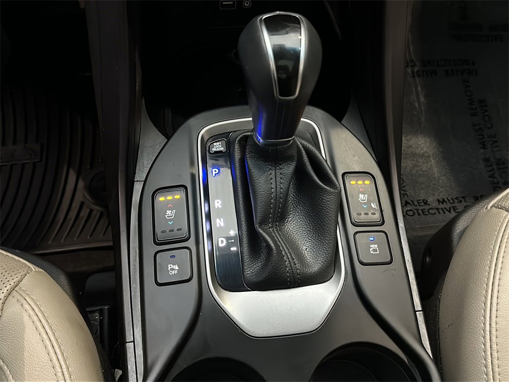 Used 2017 Hyundai Santa Fe Sport image 25