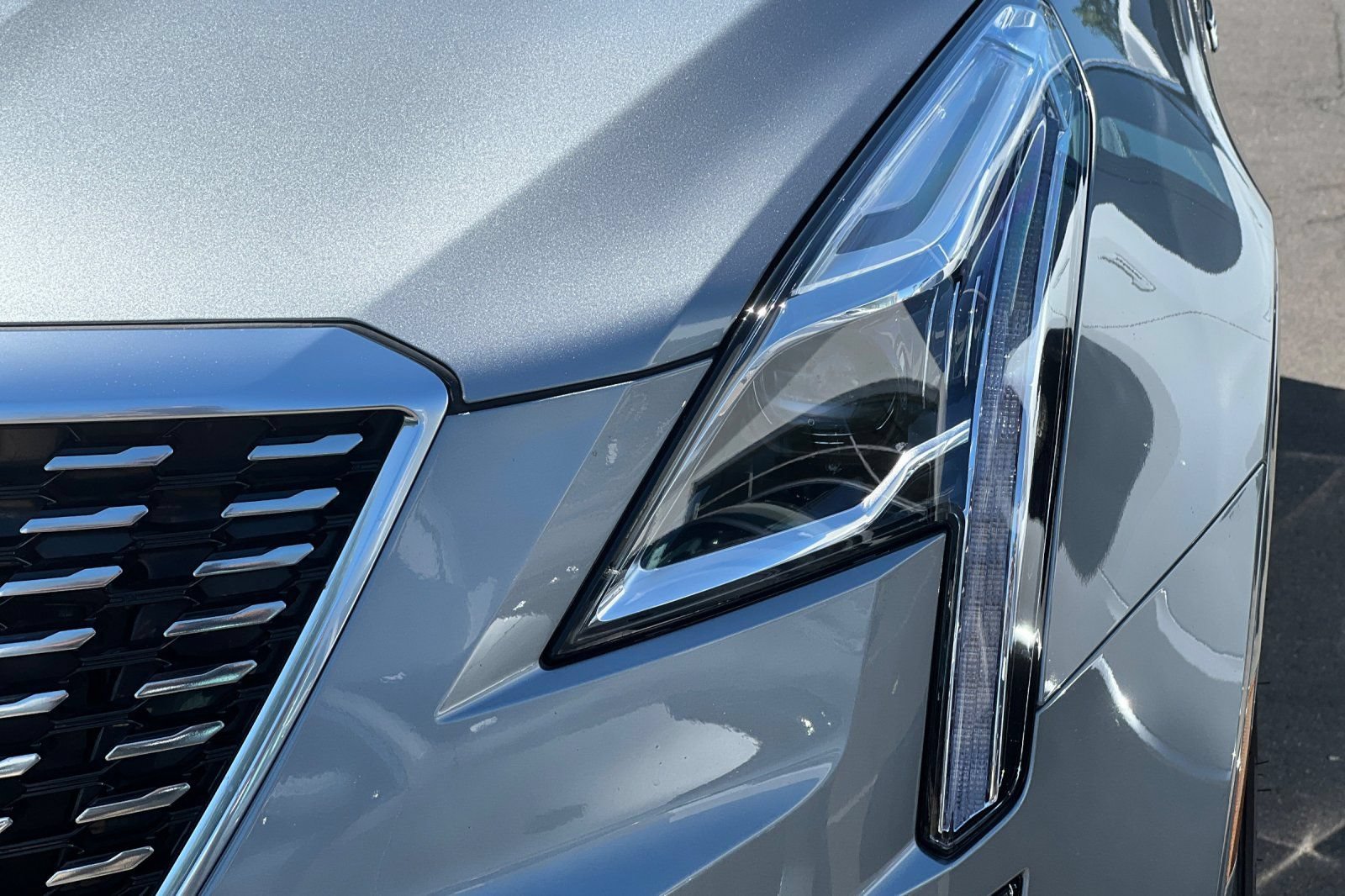 Used 2025 Cadillac XT5 Luxury w/ LPO, Floor Liner Package FWD image 50