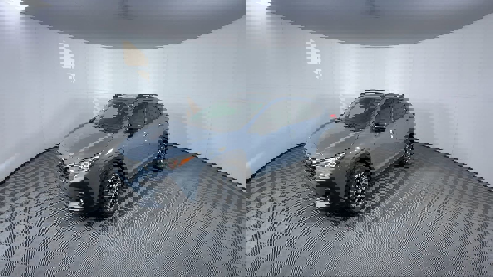 Used 2025 Subaru Crosstrek 2.5i Premium w/ Crosstrek Mirror Package image 4