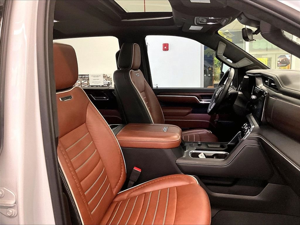 Used 2025 GMC Sierra 2500 Denali Ultimate AWD/4WD image 11