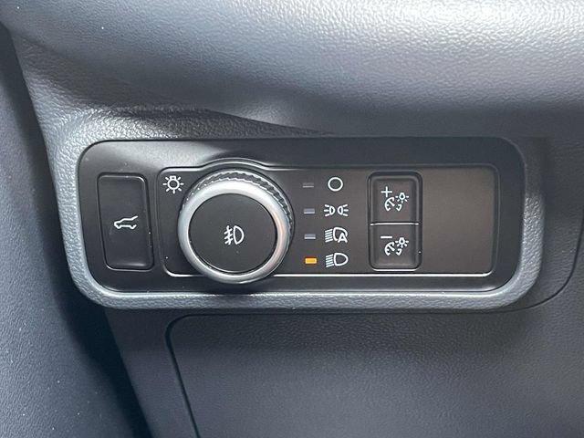 Used 2025 Ford Explorer ST-Line w/ ST-Line Street Pack AWD/4WD image 40