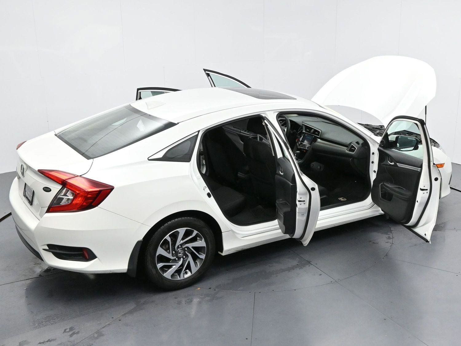 Used 2017 Honda Civic EX image 34