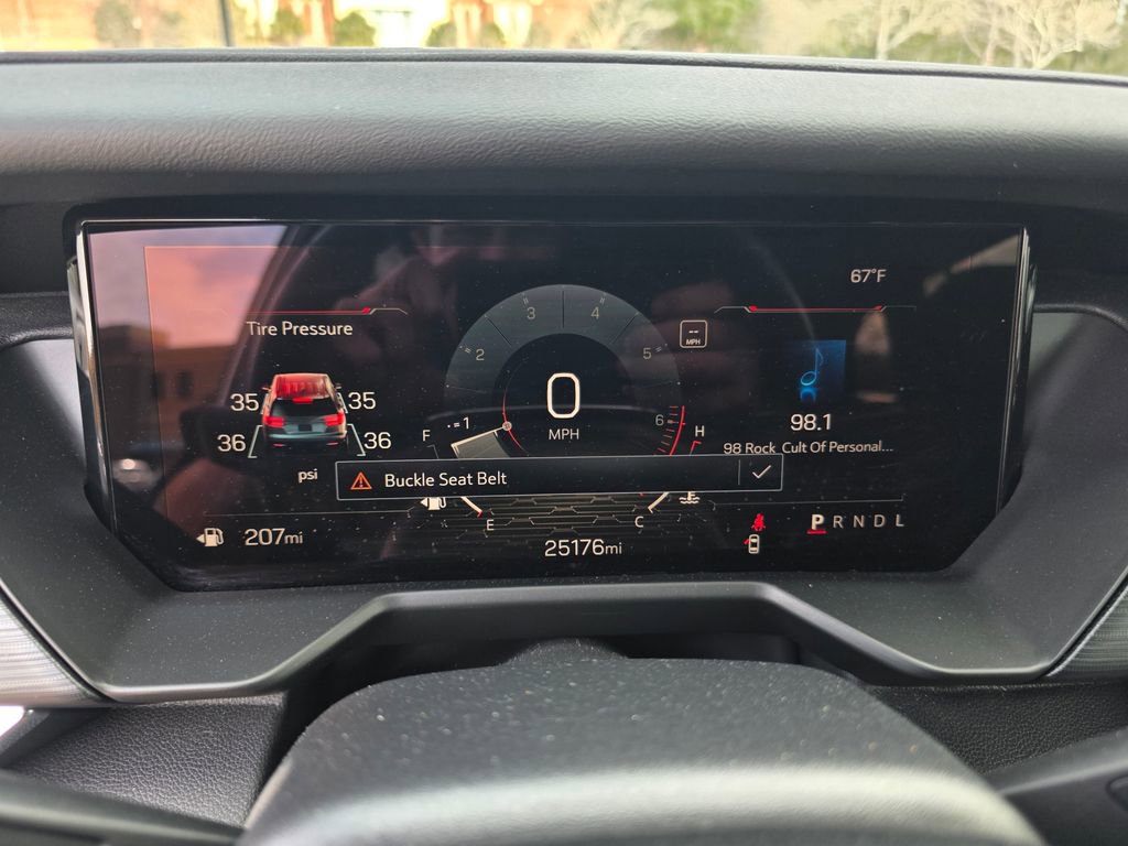 Used 2025 GMC Acadia Elevation image 22