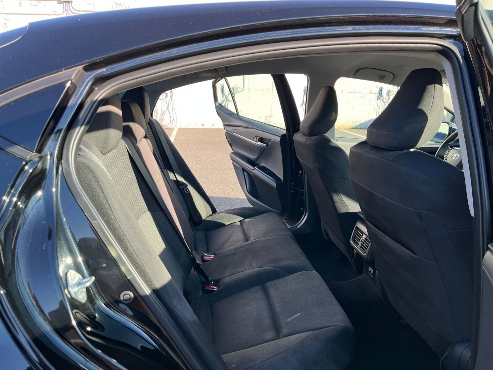 Used 2025 Toyota Camry LE image 24