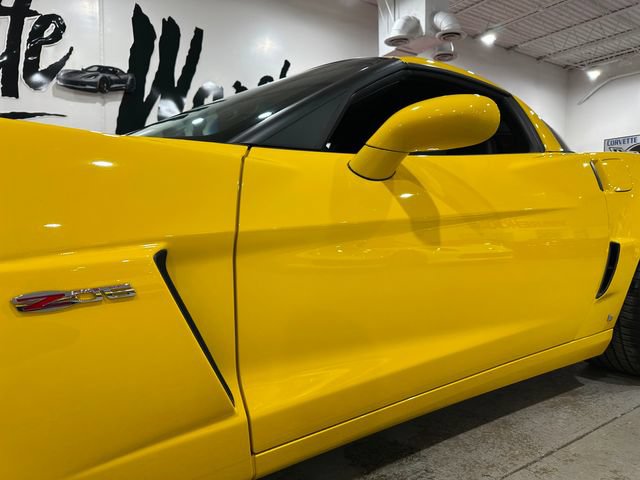 Used 2009 Chevrolet Corvette Z06 w/ Preferred Equipment Group RWD image 28