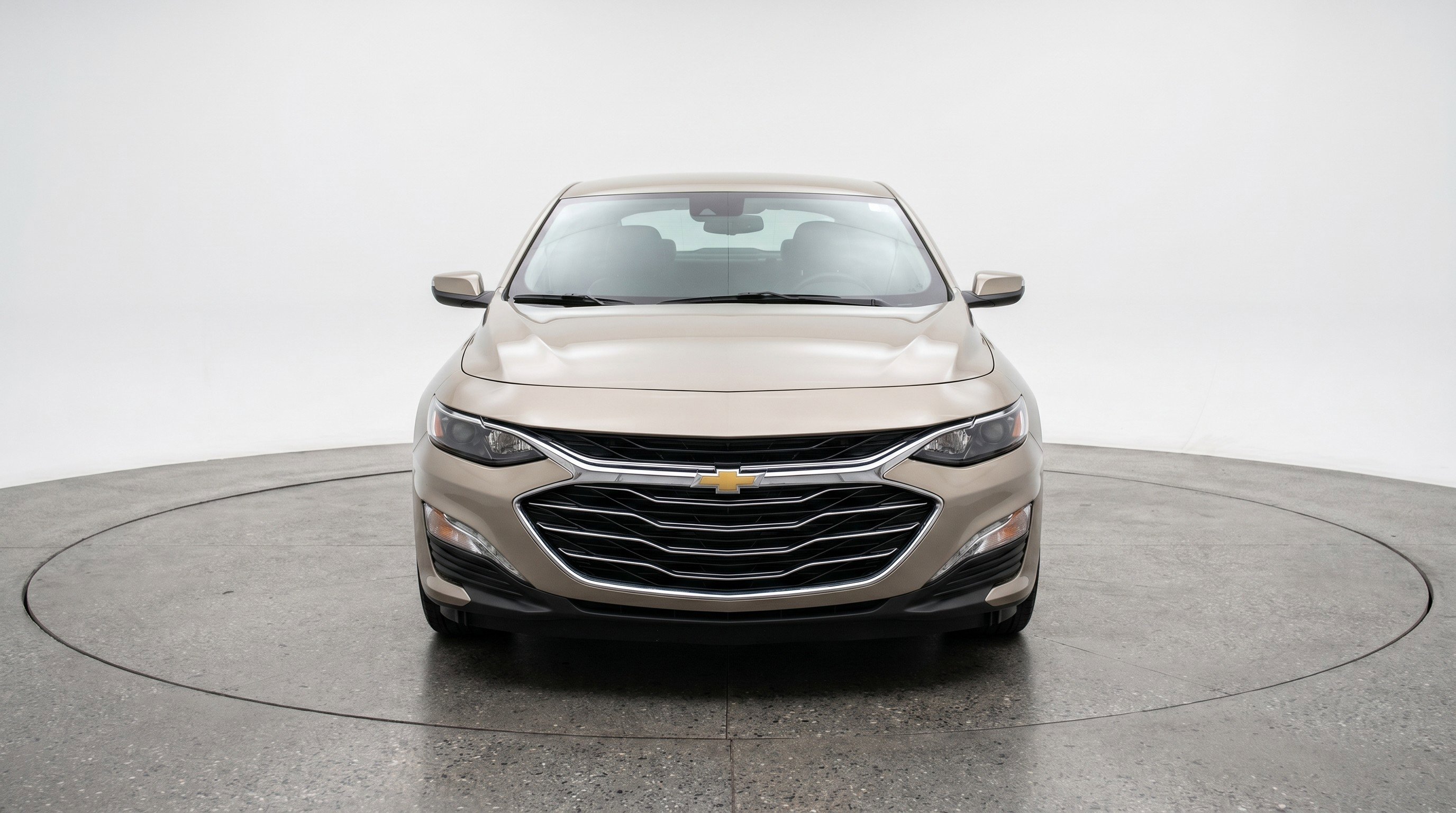 Used 2024 Chevrolet Malibu LT FWD image 2