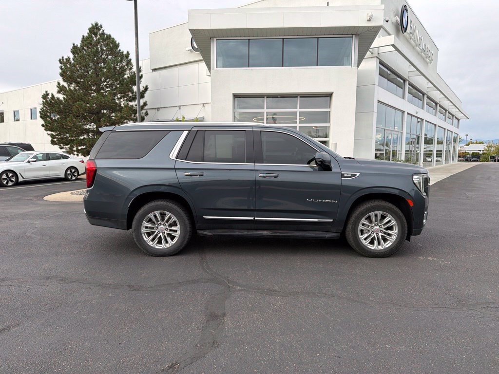 Used 2021 GMC Yukon SLT w/ SLT Premium Package AWD/4WD image 6