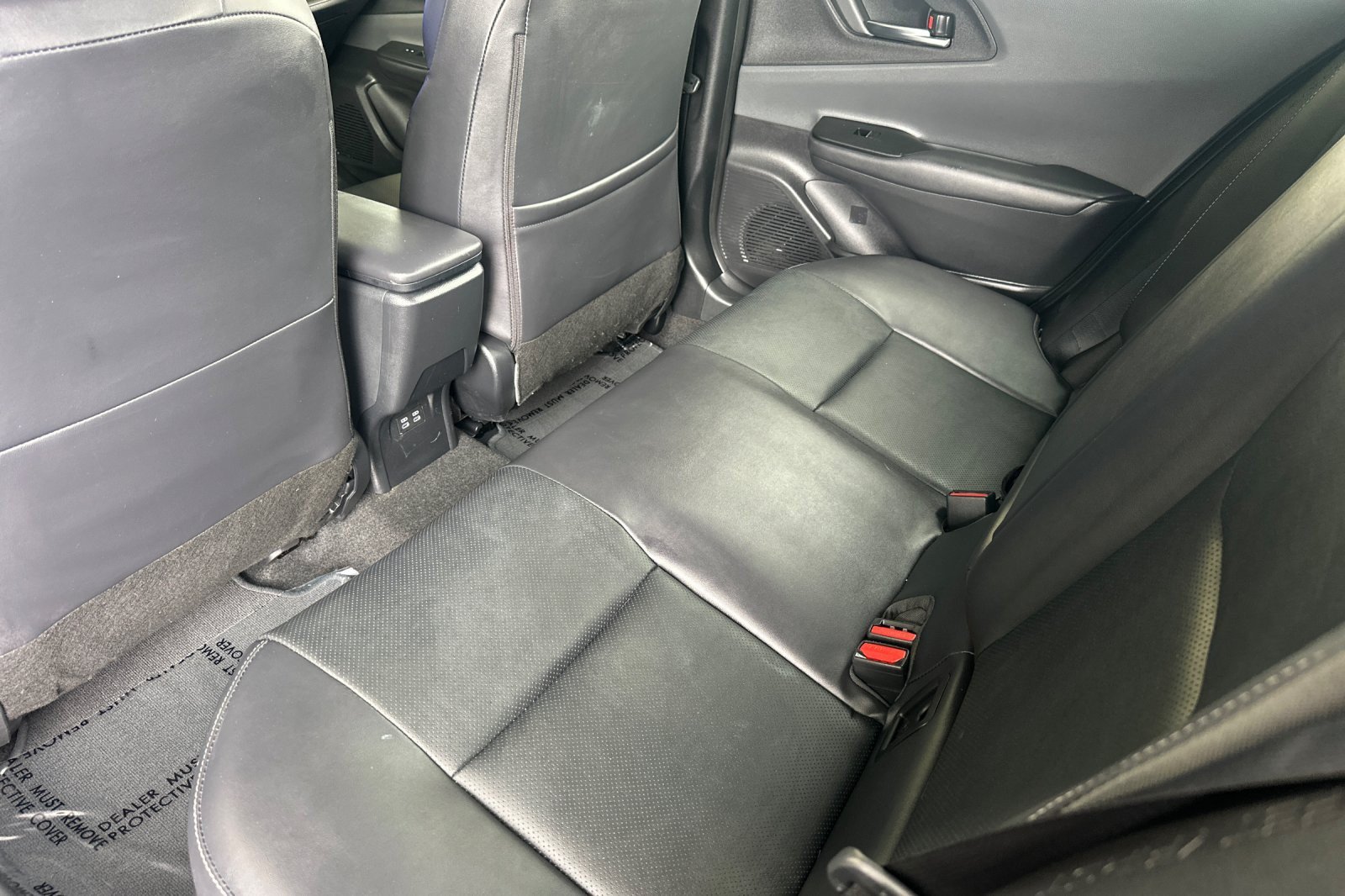 Certified 2025 Toyota Prius XLE FWD image 11