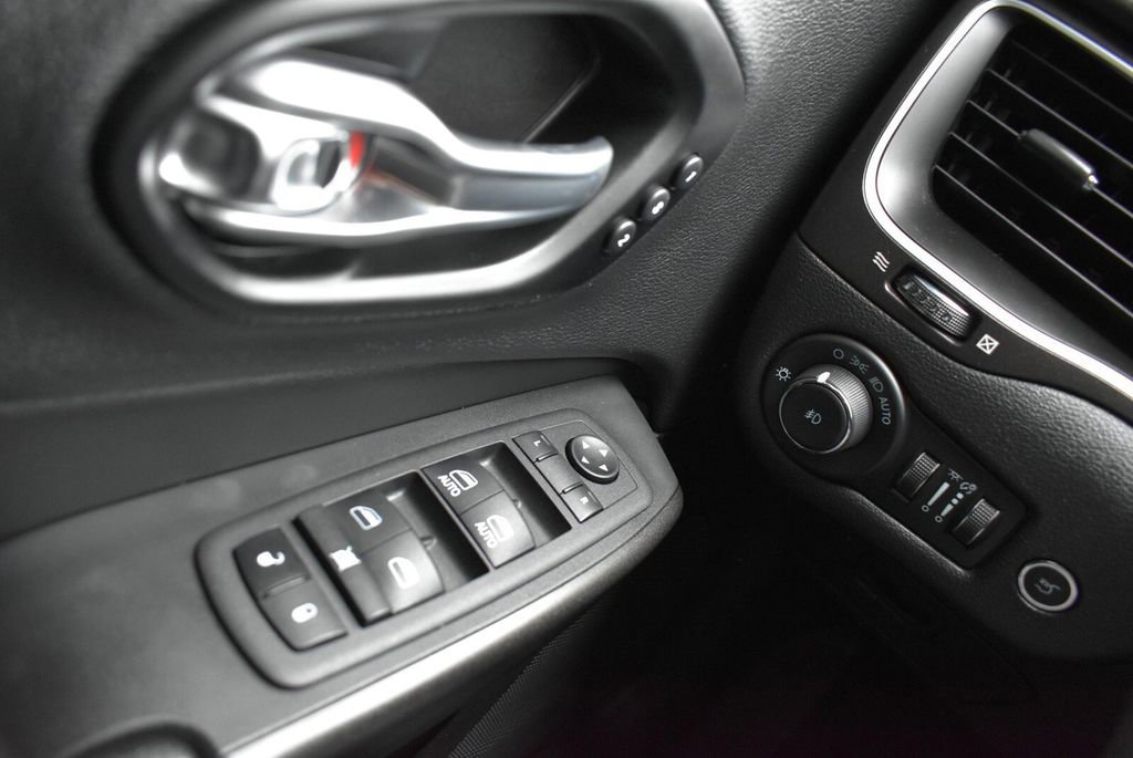 Used 2022 Jeep Cherokee Trailhawk w/ Sun, Sound & Nav Group image 24