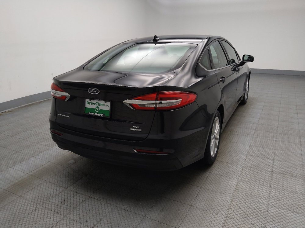 Used 2020 Ford Fusion SE FWD image 9