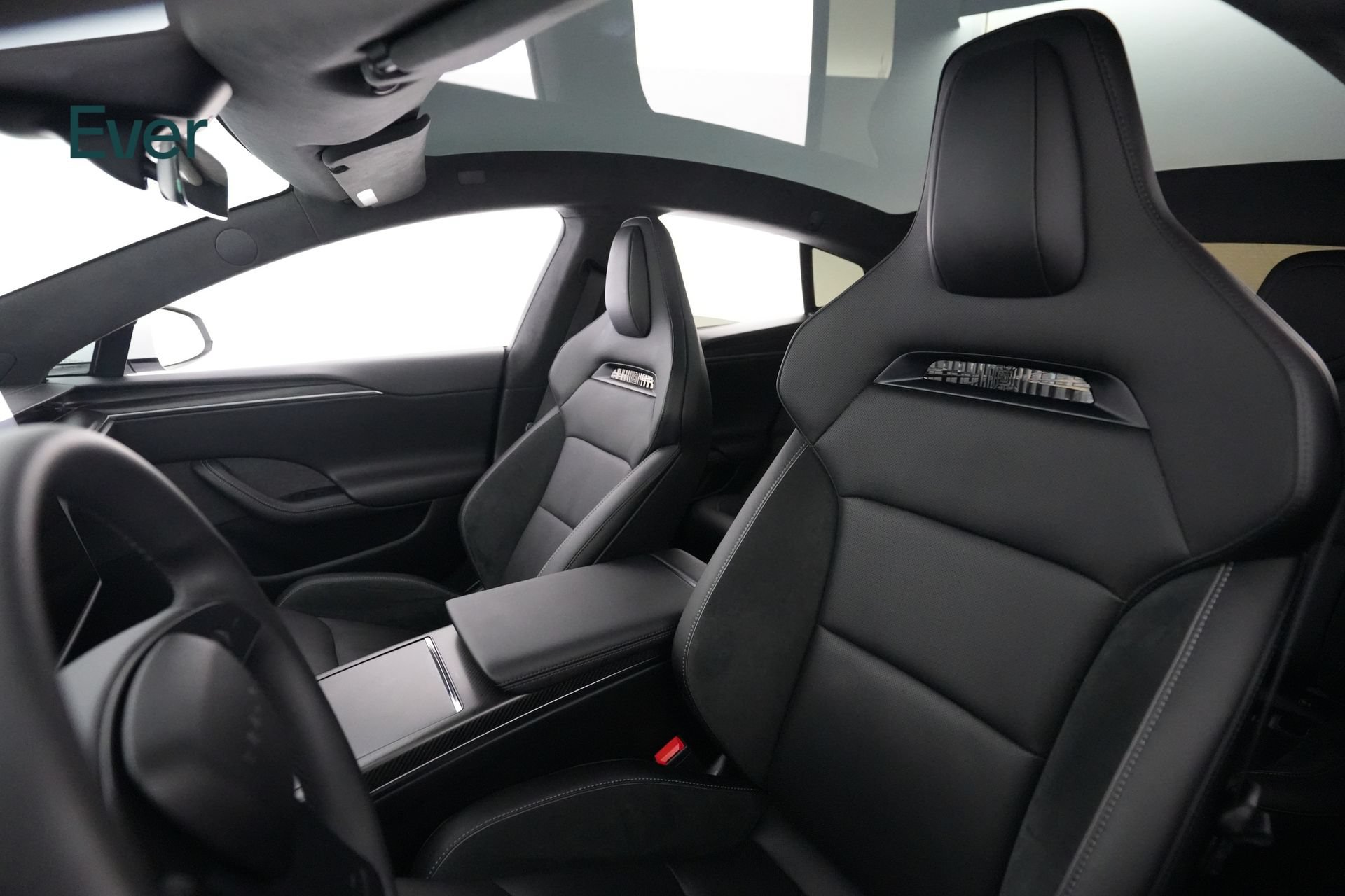 Used 2026 Tesla Model S Plaid AWD/4WD image 4