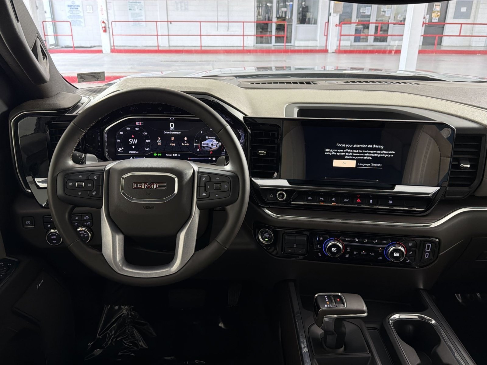 Used 2024 GMC Sierra 1500 SLT w/ SLT Convenience Package AWD/4WD image 16