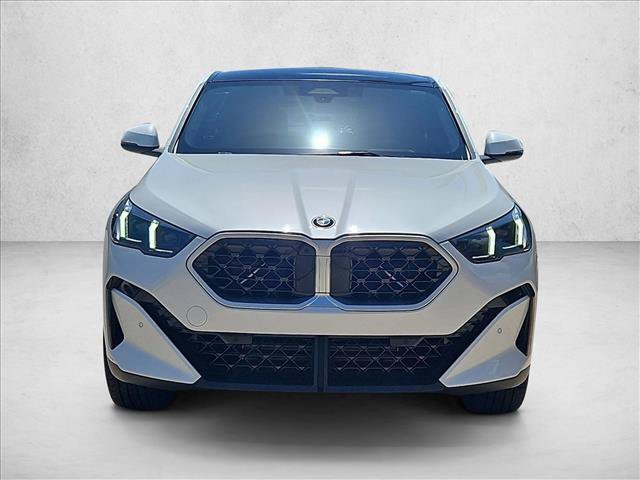 Used 2026 BMW X2 xDrive28i w/ Technology Package AWD/4WD image 4