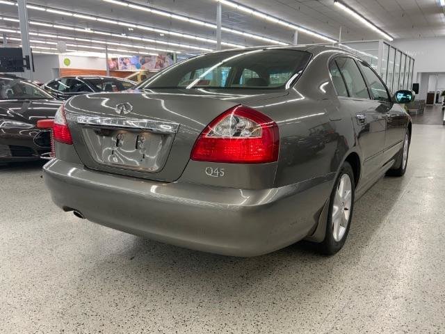 Used 2004 INFINITI Q45 Luxury RWD image 5
