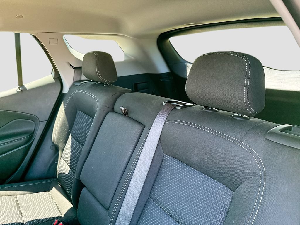 Used 2023 GMC Terrain SLE w/ Driver Convenience Package FWD image 21
