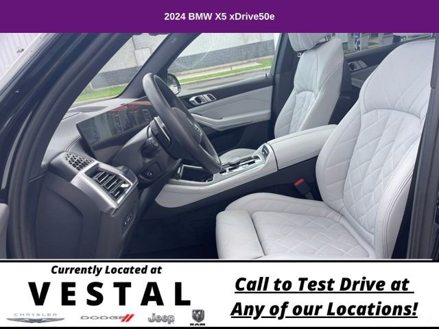 Used 2024 BMW X5 xDrive50e w/ M Sport Package image 4